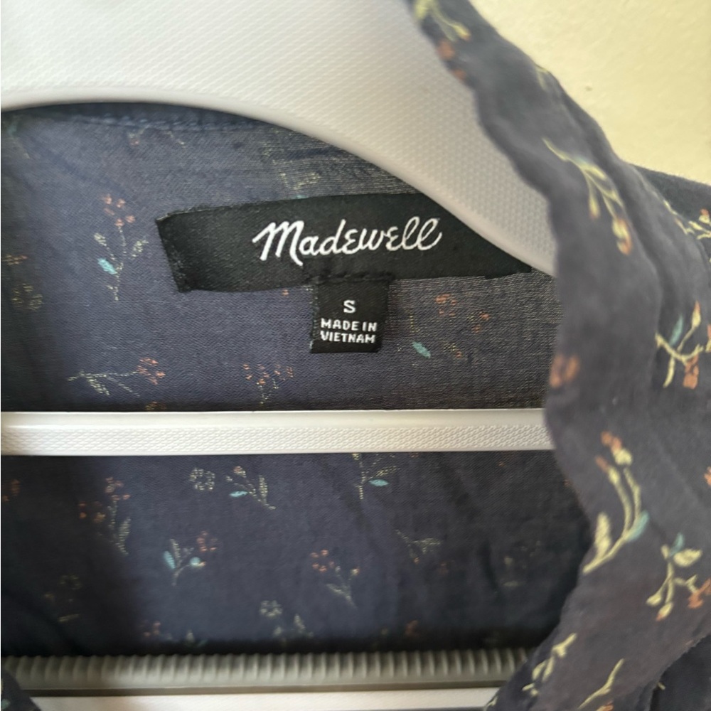Madewell. Short sleeve shirt. Used once